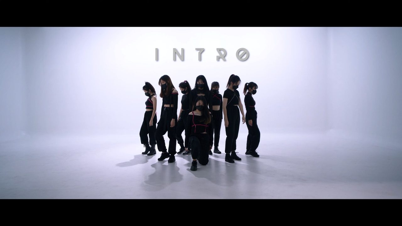 [Performance Video] KUURO-Take Me Down (feat.Bianca) | Alien Dance cover 작품 장면